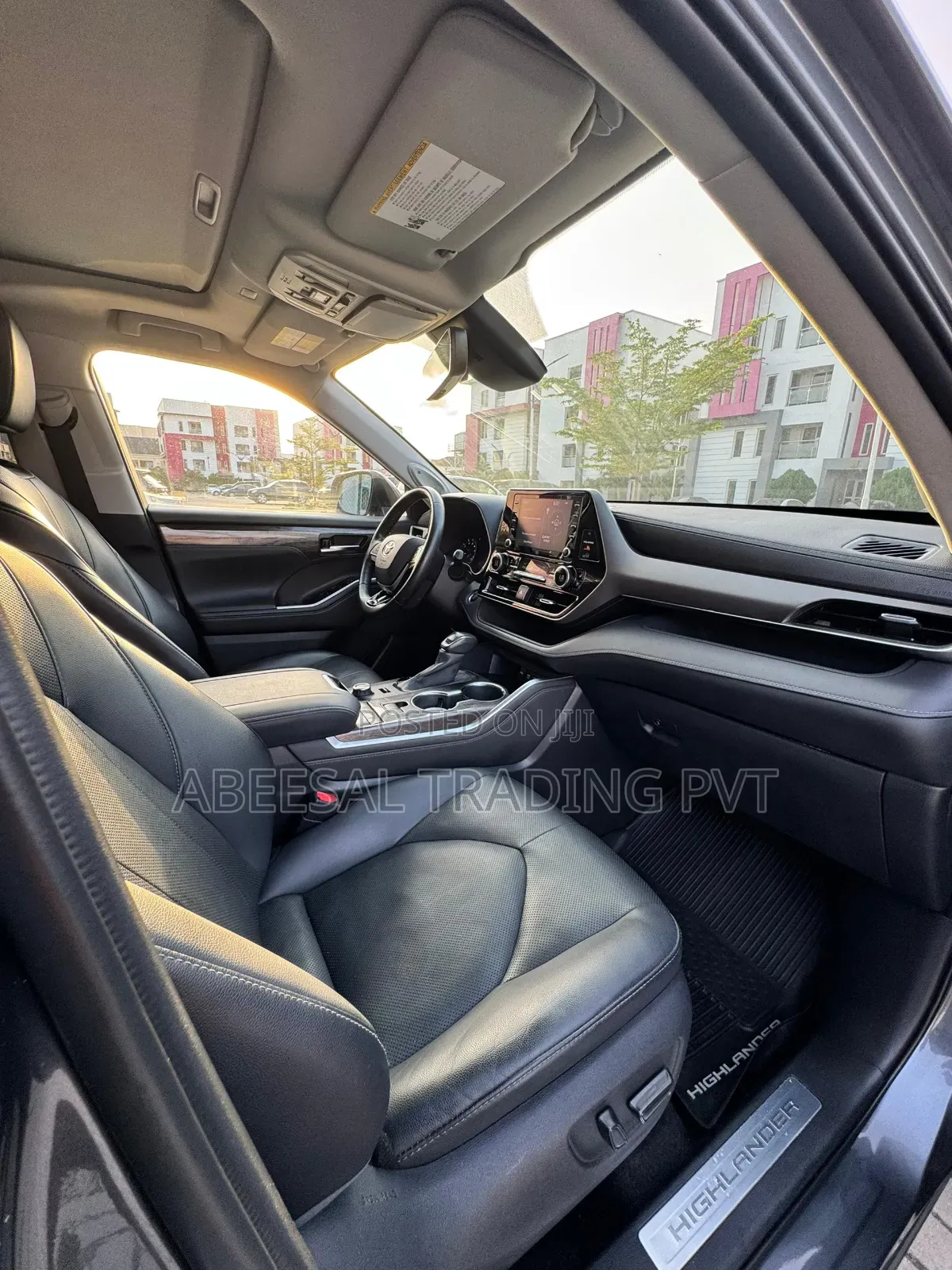 Toyota Highlander Limited AWD 2020 Gray