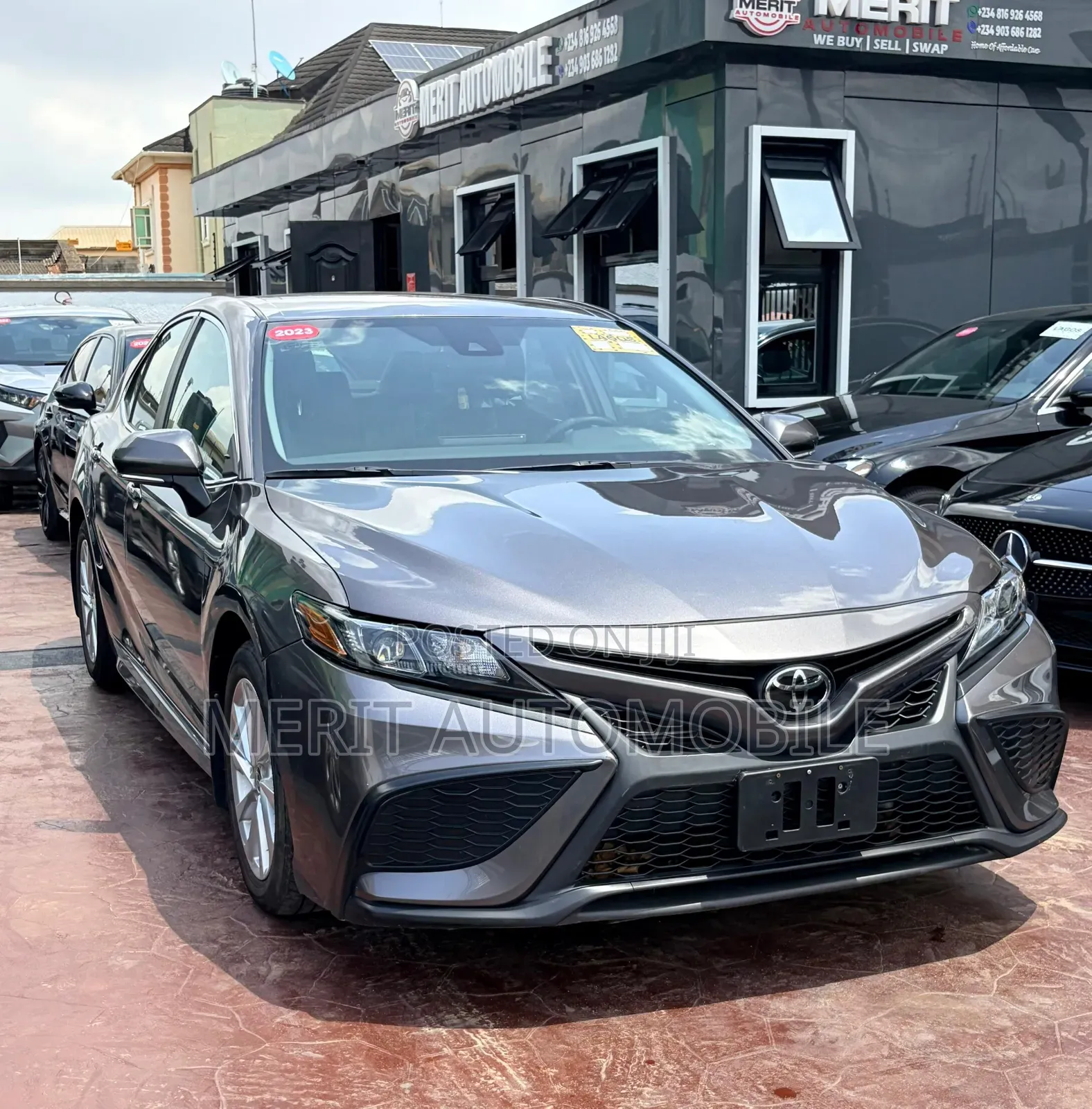 Toyota Camry 2023 Gray
