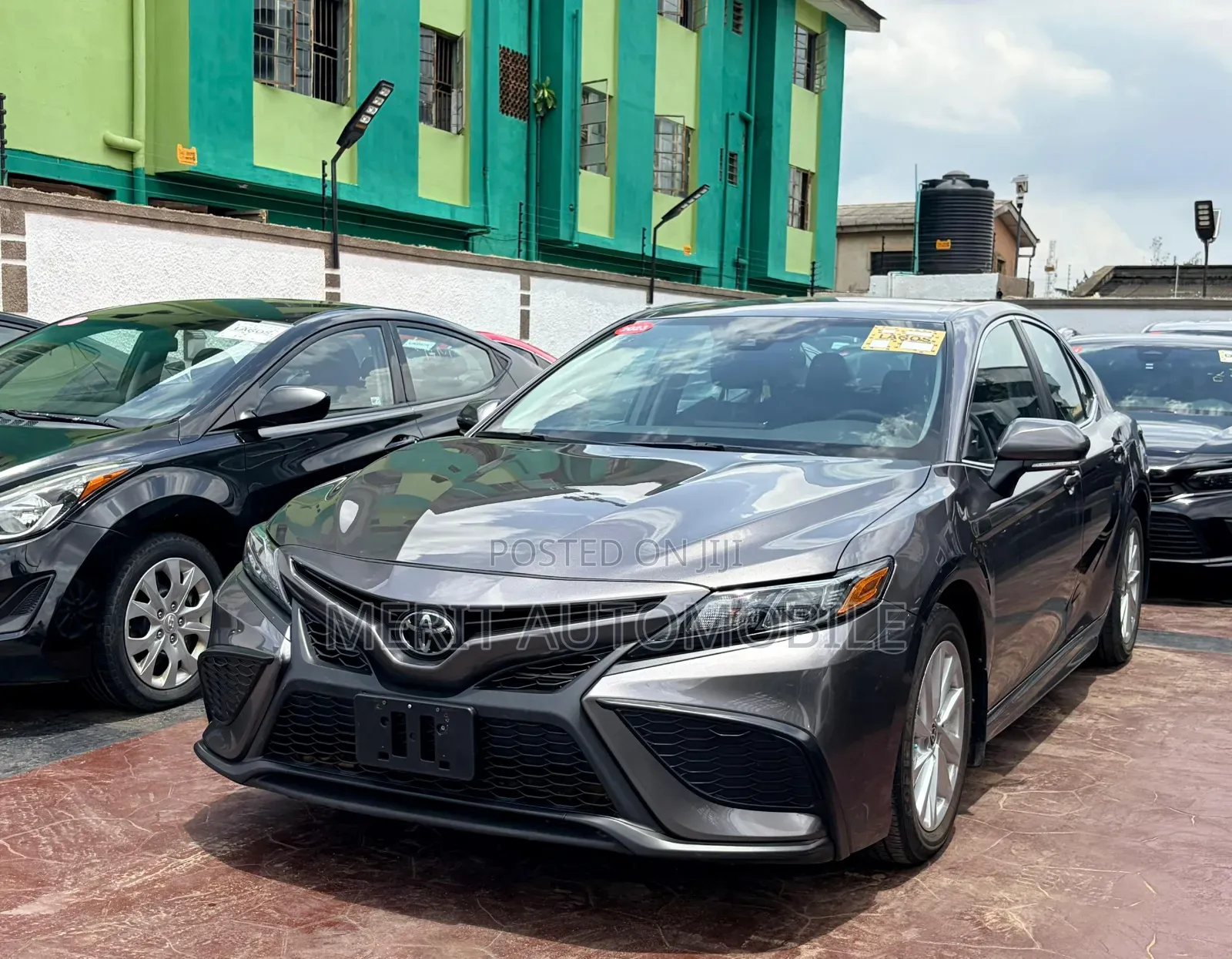 Toyota Camry 2023 Gray