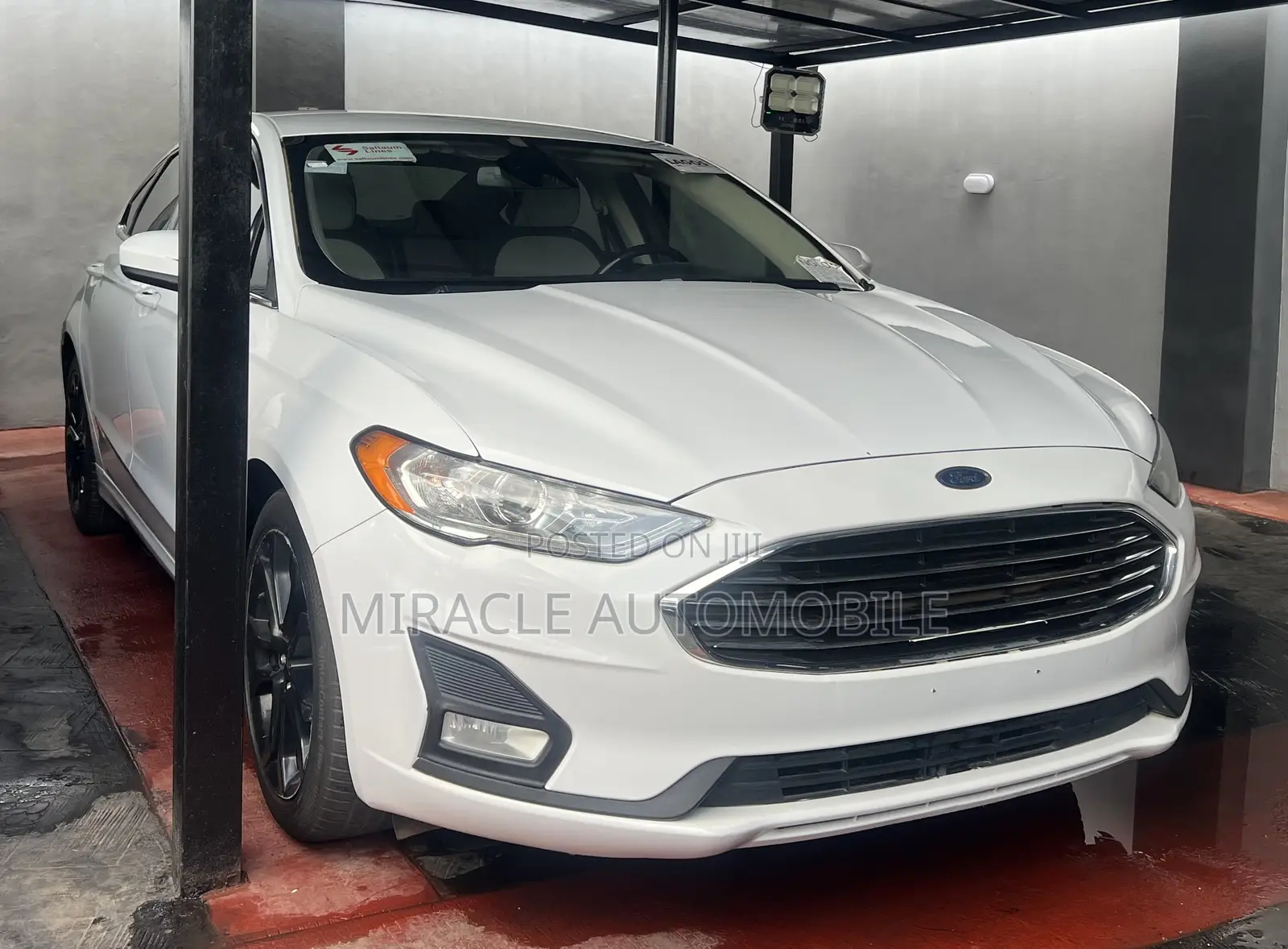 Ford Fusion SE FWD 2019 White