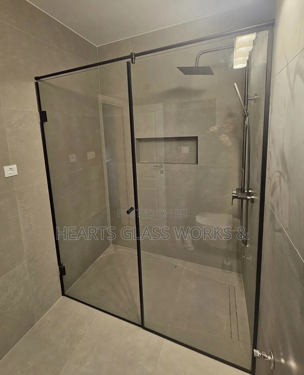 Beautifully Hand Crafted Shower Cubicle in Ikoyi (Tempered Glass)