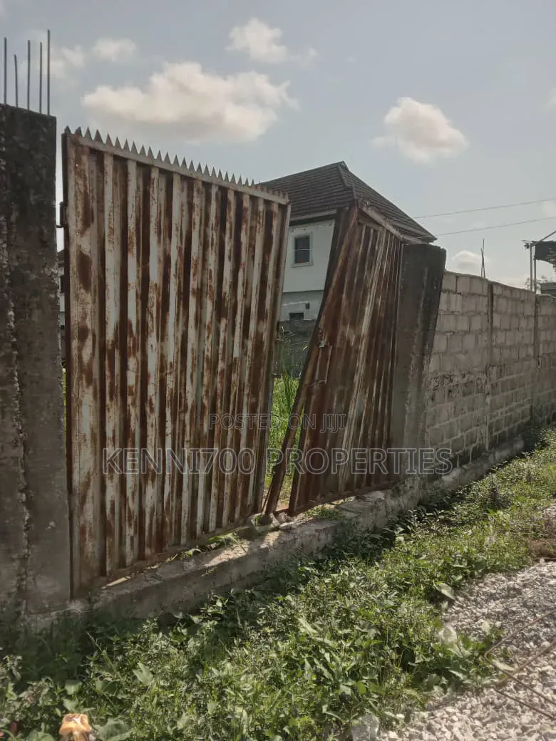 Corner Piece Land for Sale in Bucknor, Lagos