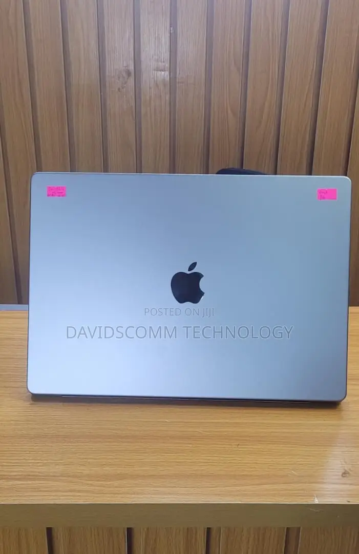 Laptop Apple MacBook Pro M1 64GB Apple M1 Max SSD 2T