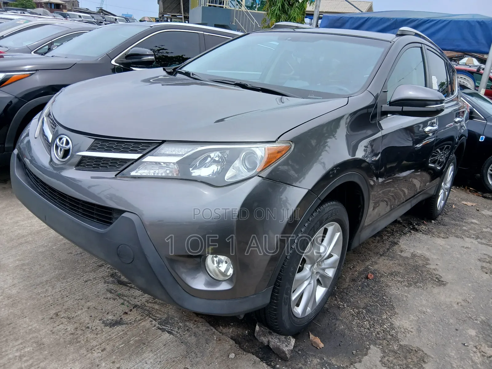 Toyota RAV4 Limited 4dr SUV AWD (2.5L 4cyl 6A) 2014 Gray