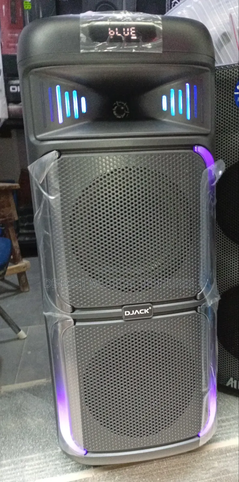 Djack Portable Pa System With Microphone