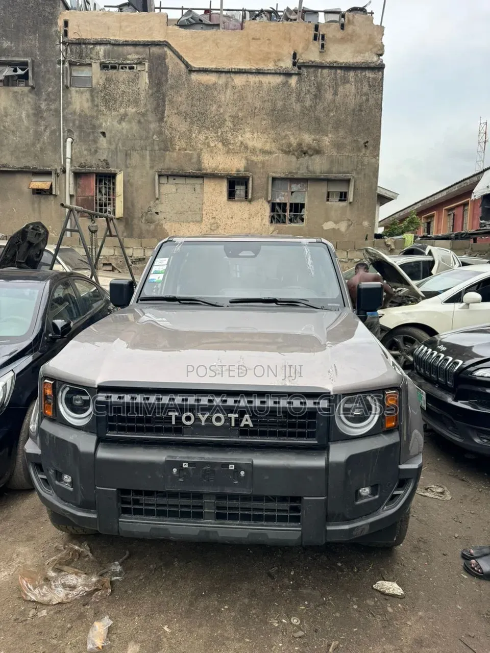 Toyota Prado 2024 Windscreen Glass Available Installed at Chimatex