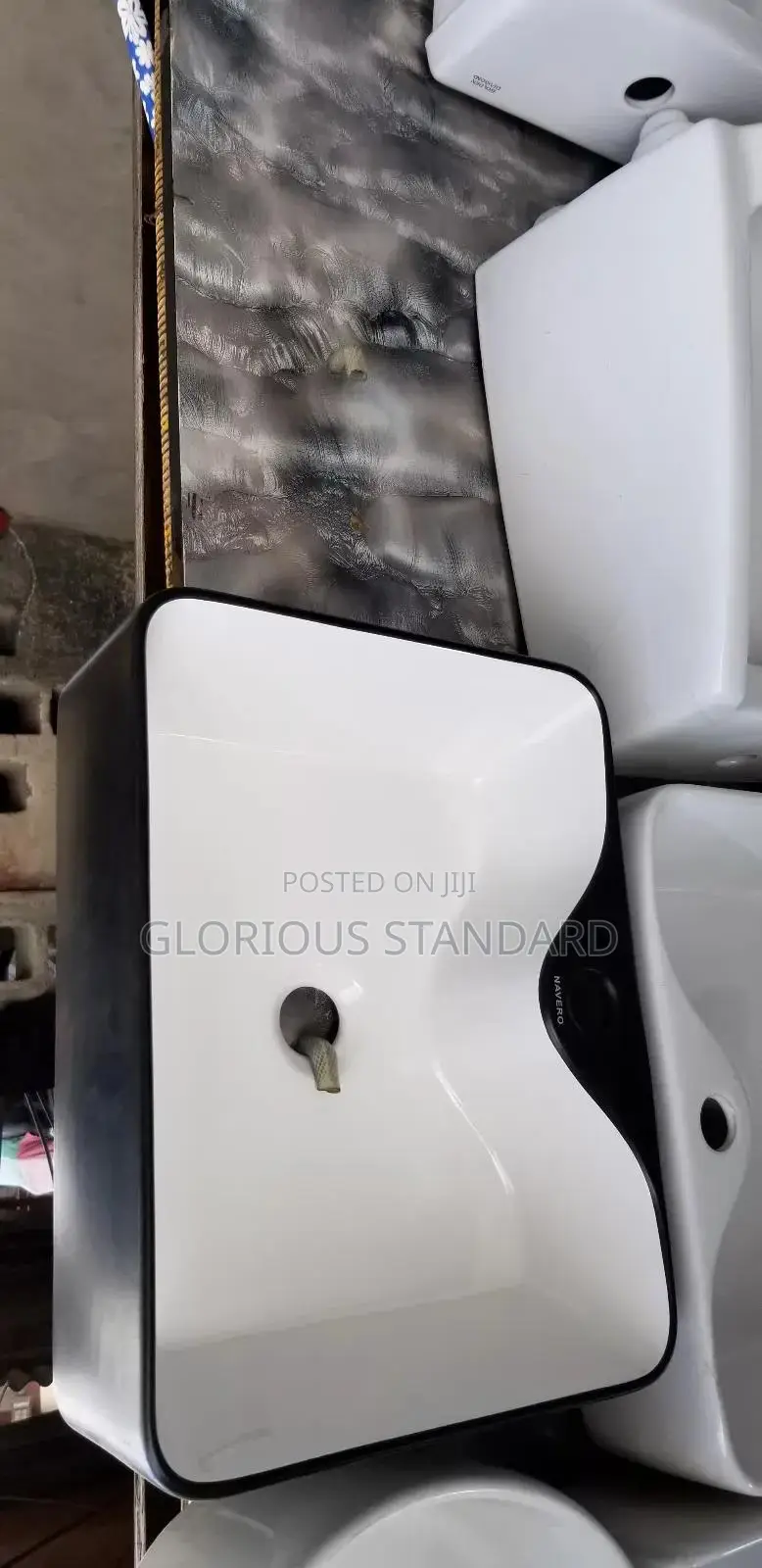 Black and White Square Pedicure Base