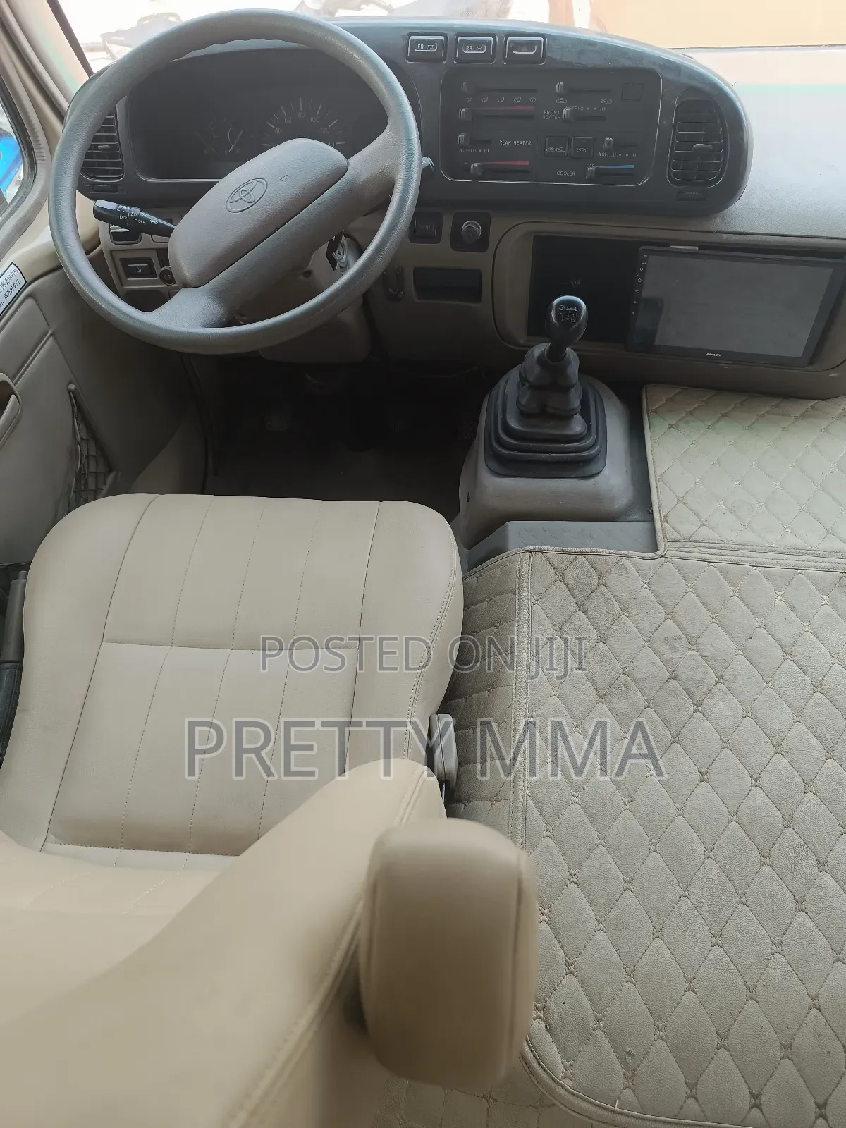 Toyota Coaster 2017 Beige