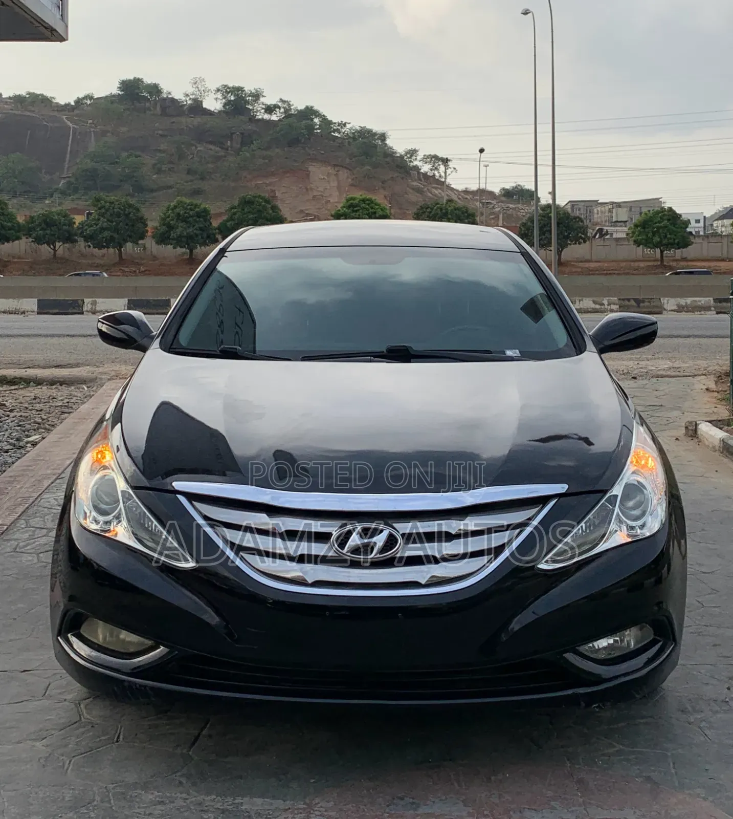 Hyundai Sonata 2011 Black