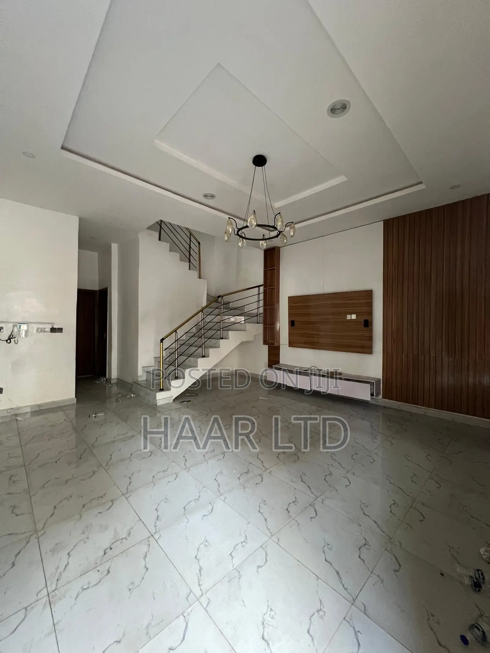 4bdrm Duplex in Lekki Phase 2 for rent