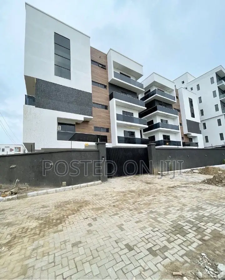 Furnished 2bdrm Apartment in Lekki Phase 1 for rent