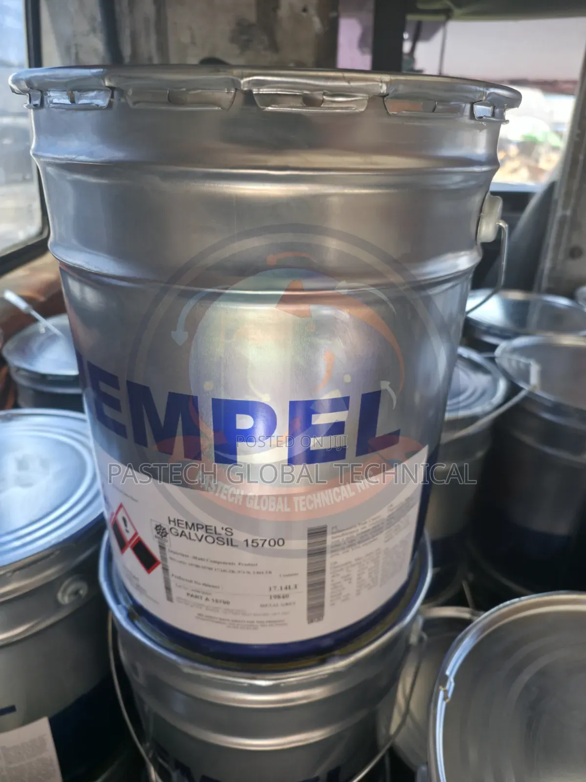 Hempel's Galvosil 15700 (19840 Metal Grey)