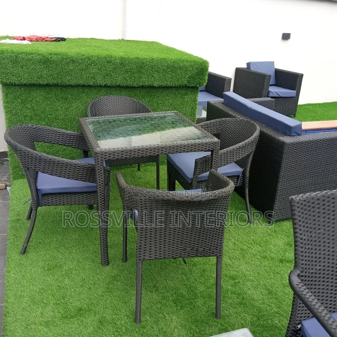 Rattan Set { 4 Chairs Table}