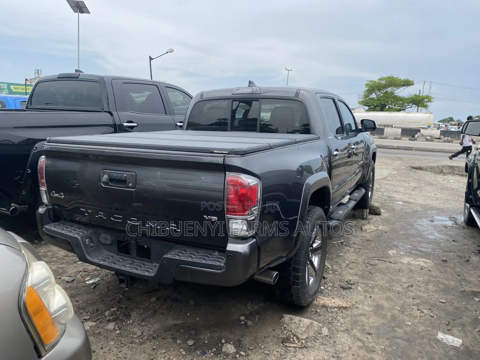 Toyota Tacoma Limited 2018 Gray