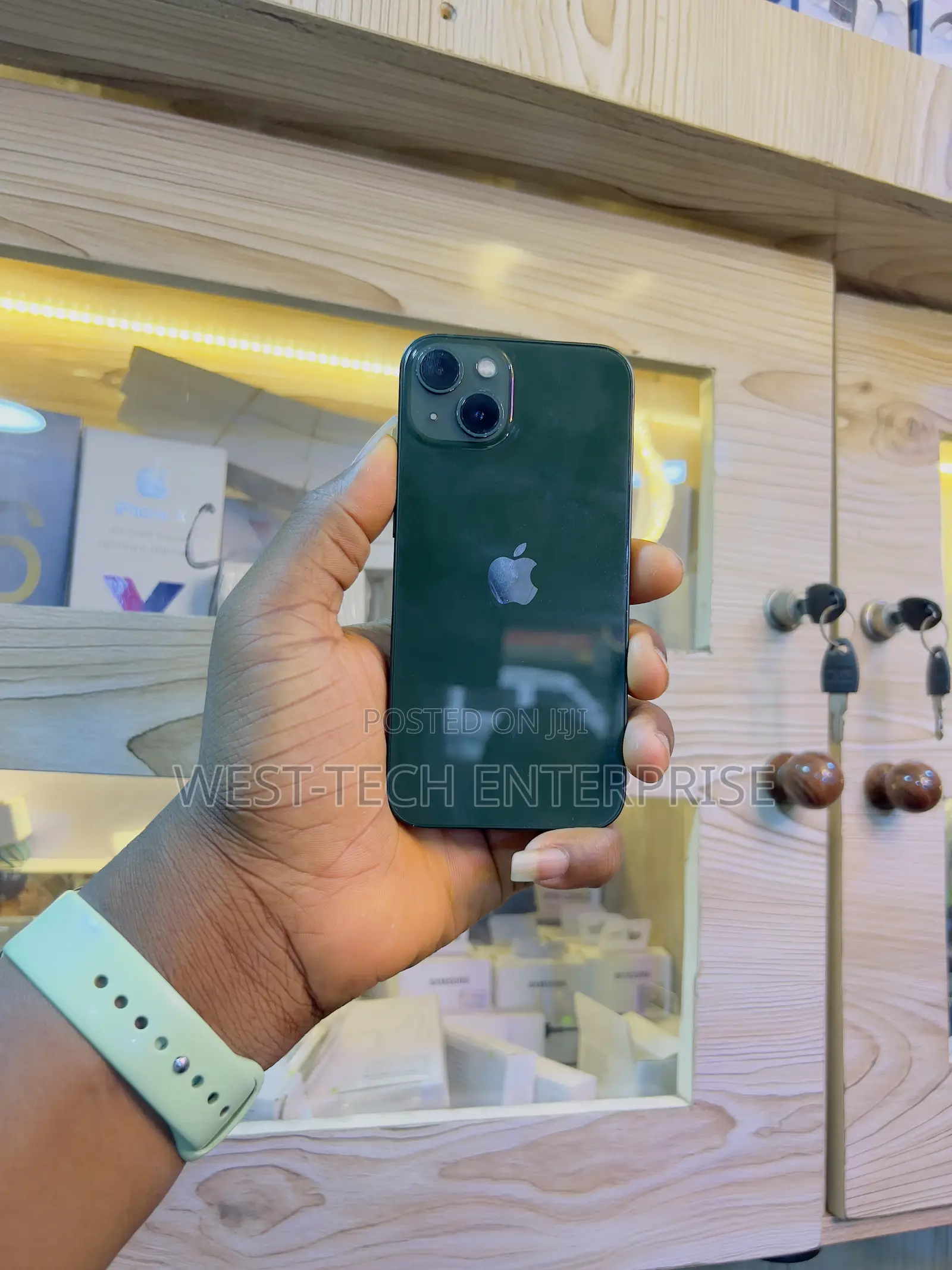 Apple iPhone 13 128 GB Green