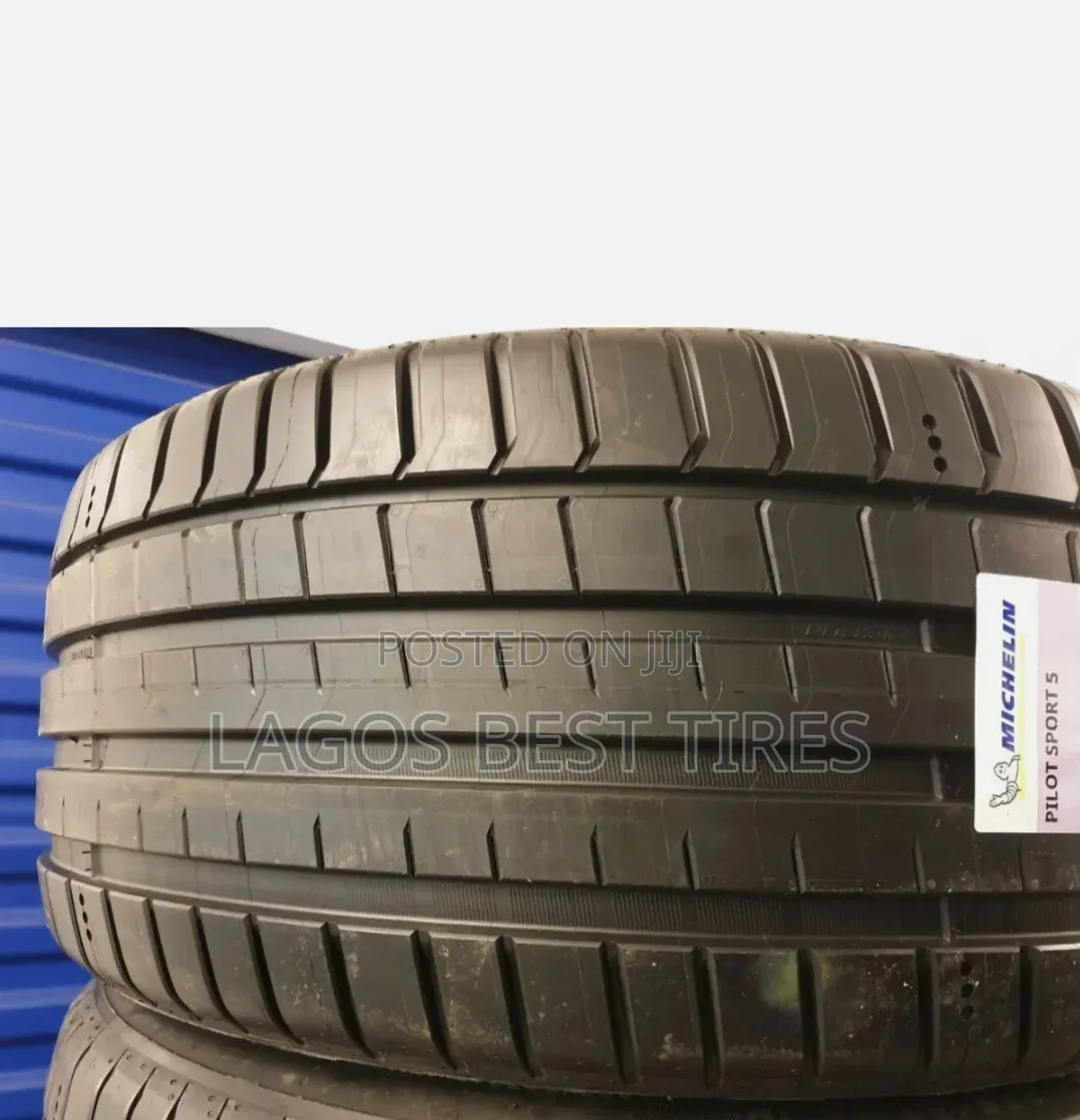 Michelin Pilot Sport 5 (245/45zr18) – Near New / Top Tier Performance