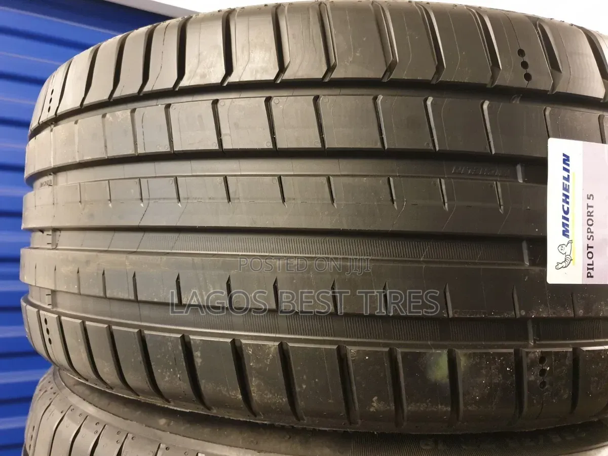 Michelin Pilot Sport 5 (245/45zr18) – Near New / Top Tier Performance