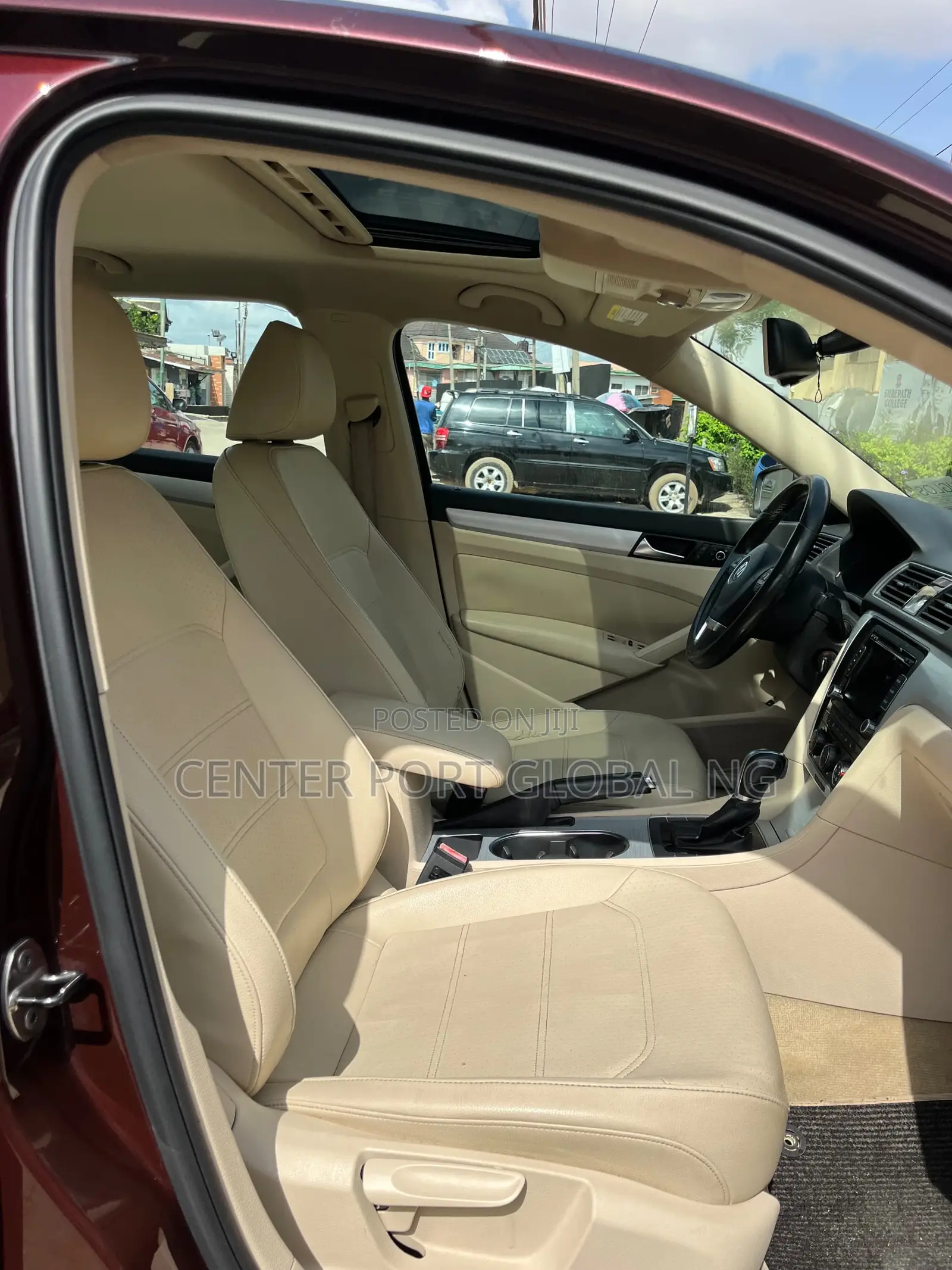 Volkswagen Passat SE with Sunroof 2013 Burgundy