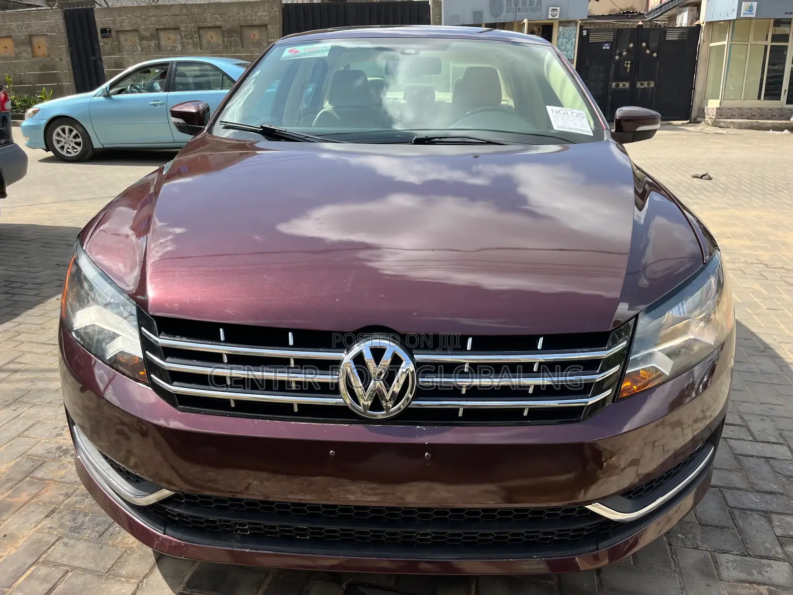 Volkswagen Passat SE with Sunroof 2013 Burgundy