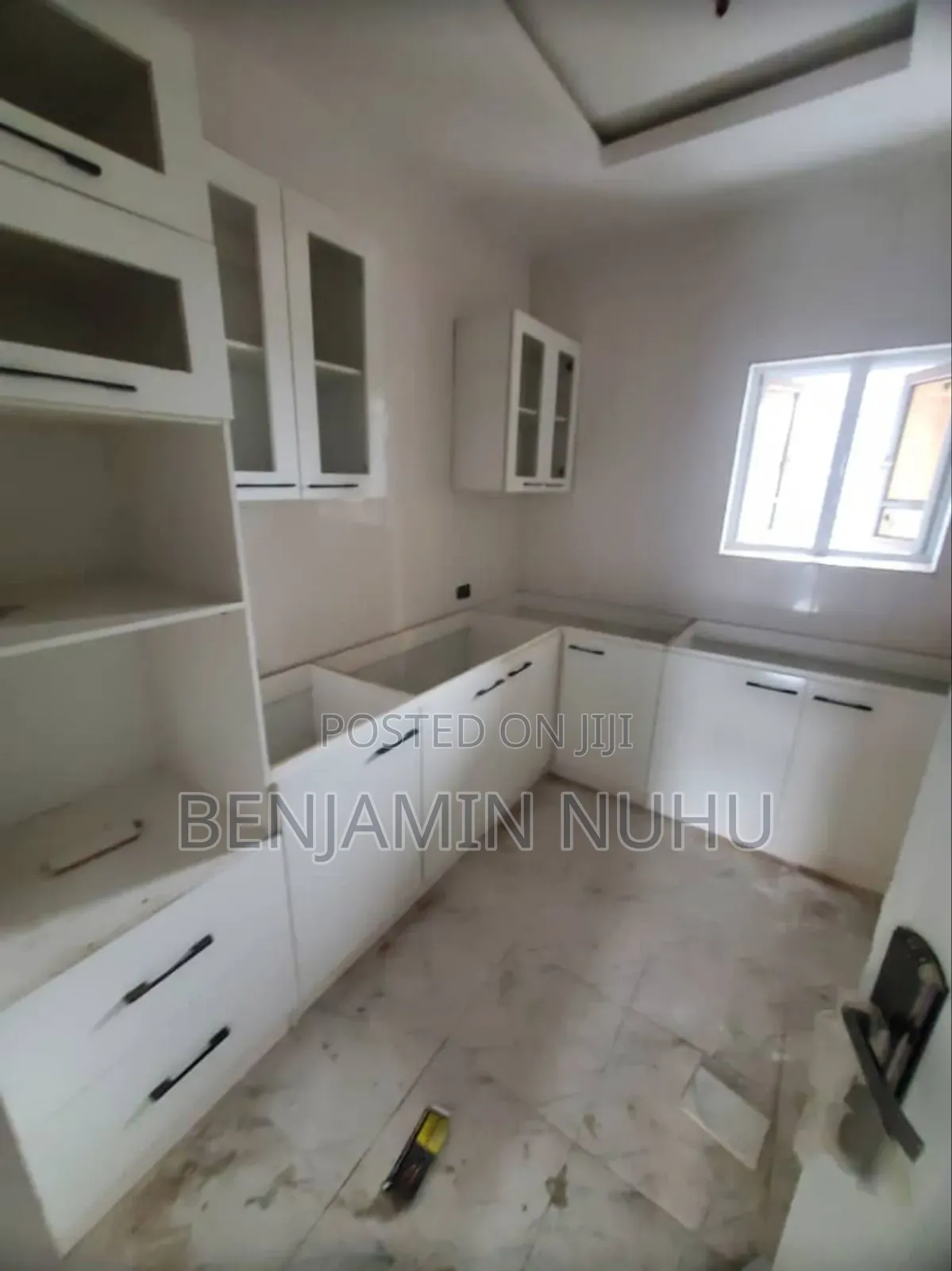 Mini Flat in Oakland Estate, Off Lekki-Epe Expressway for sale