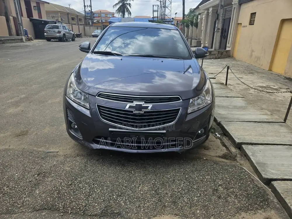 Chevrolet Cruze 1LT Auto 2013 Gray