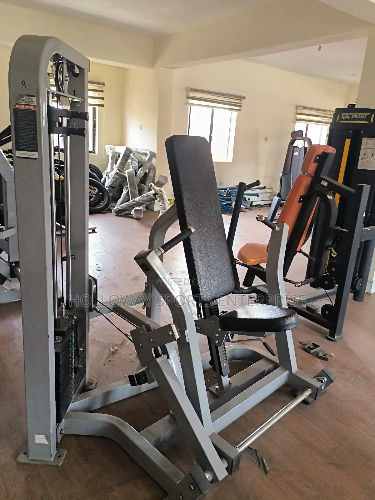 Heavy Duty Chest Press Machine