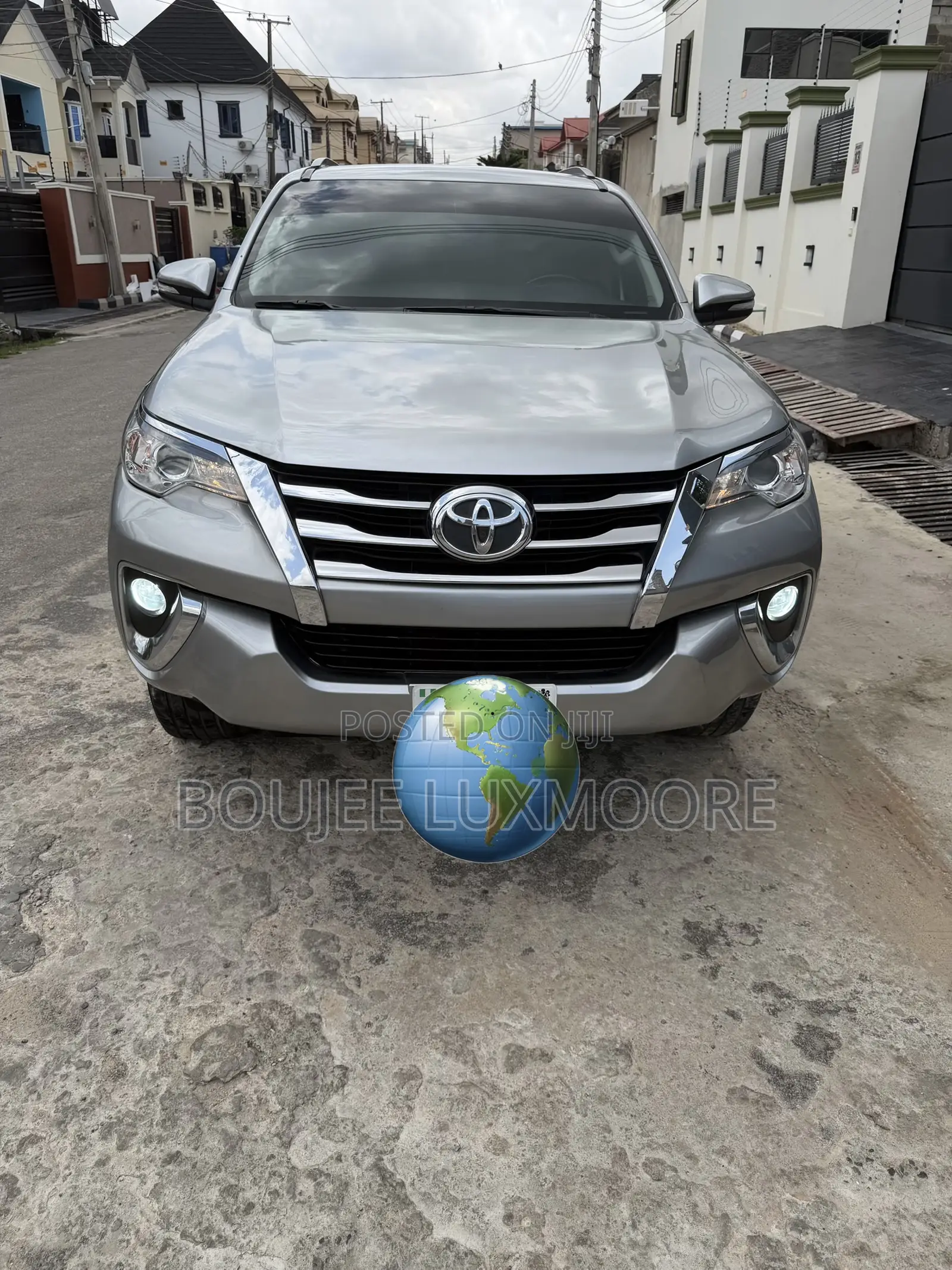 Toyota Fortuner 2.4 D AWD 2016 Silver