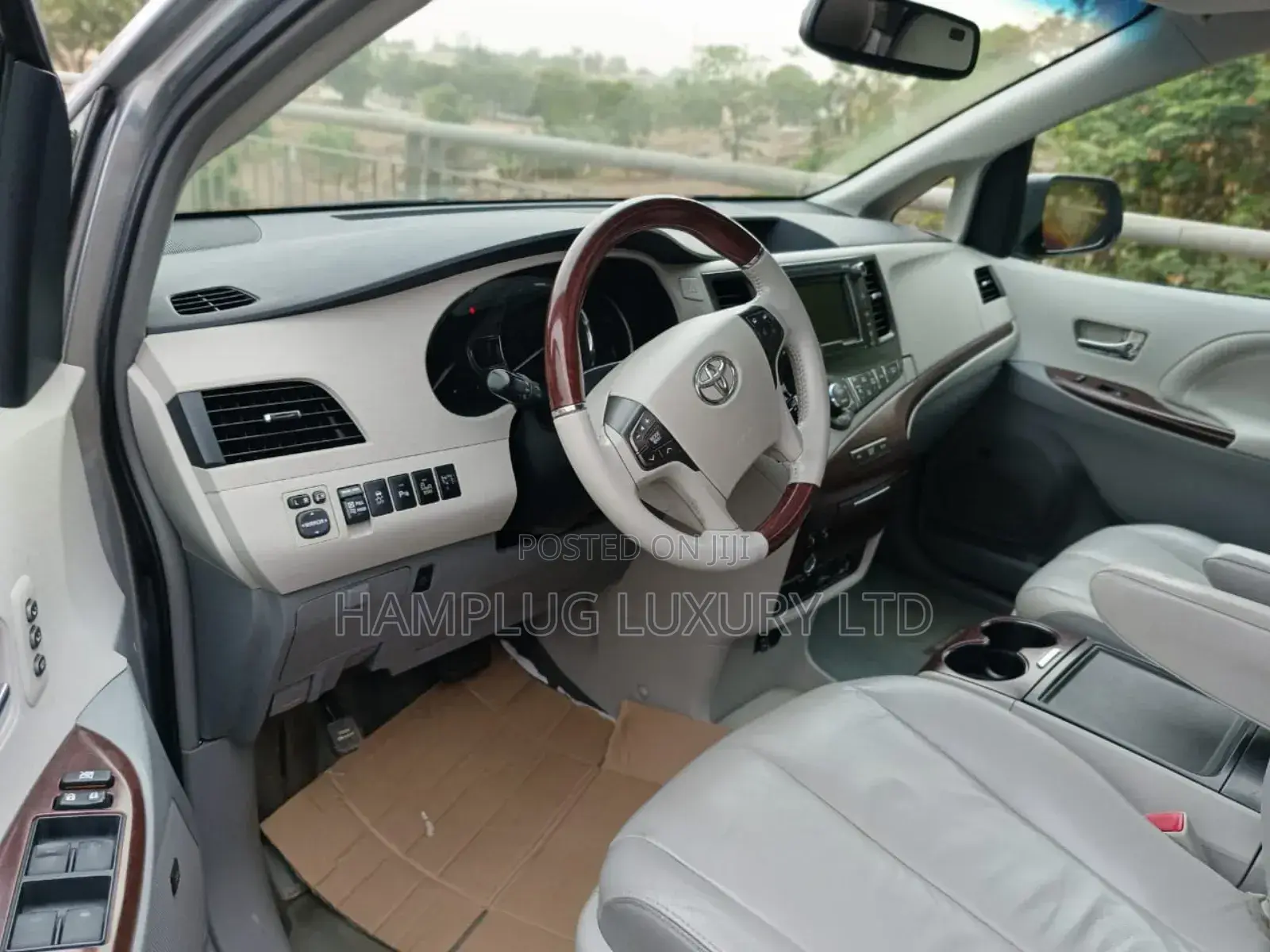 Toyota Sienna 2014 Gray