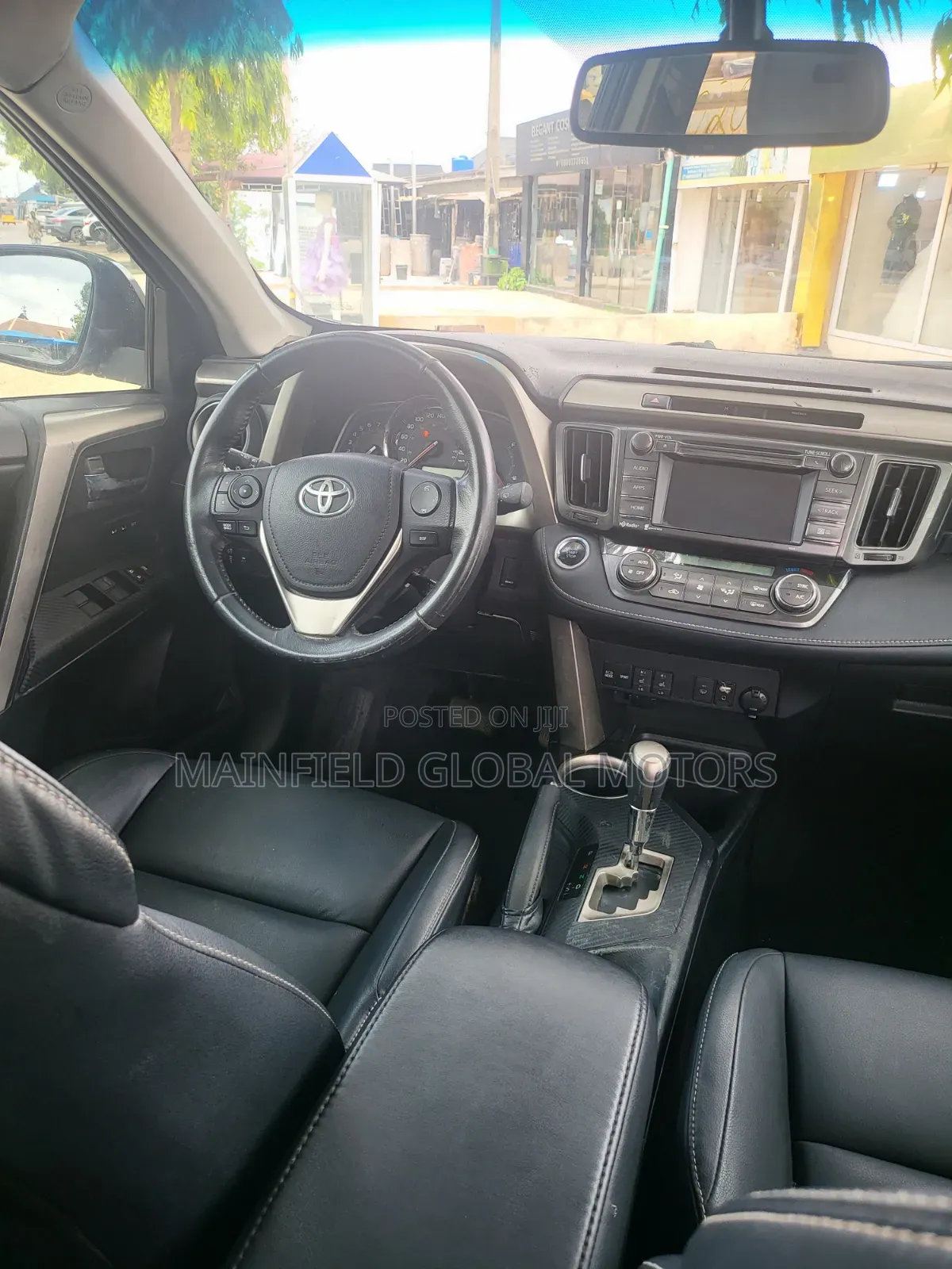 Toyota RAV4 Limited 4dr SUV (2.5L 4cyl 6A) 2015 Gray