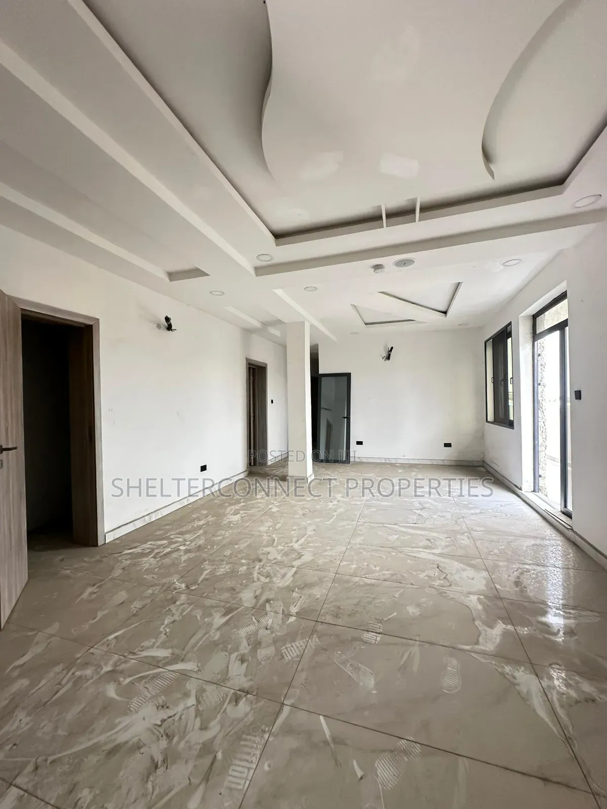 4bdrm Apartment in Thomas Estate for sale