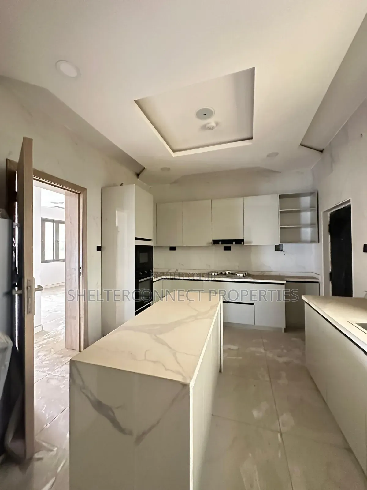 4bdrm Apartment in Thomas Estate for sale