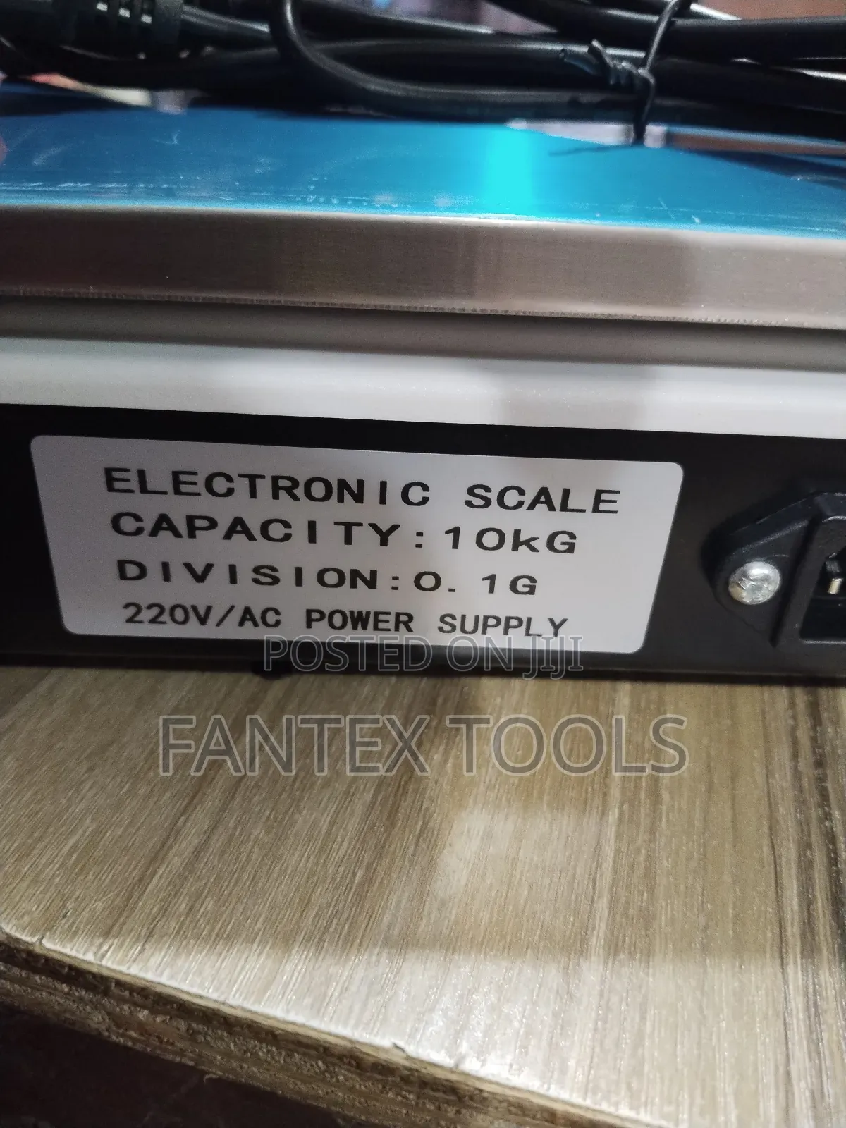 Digital Weighing Scale 10 Kg by 1 G.