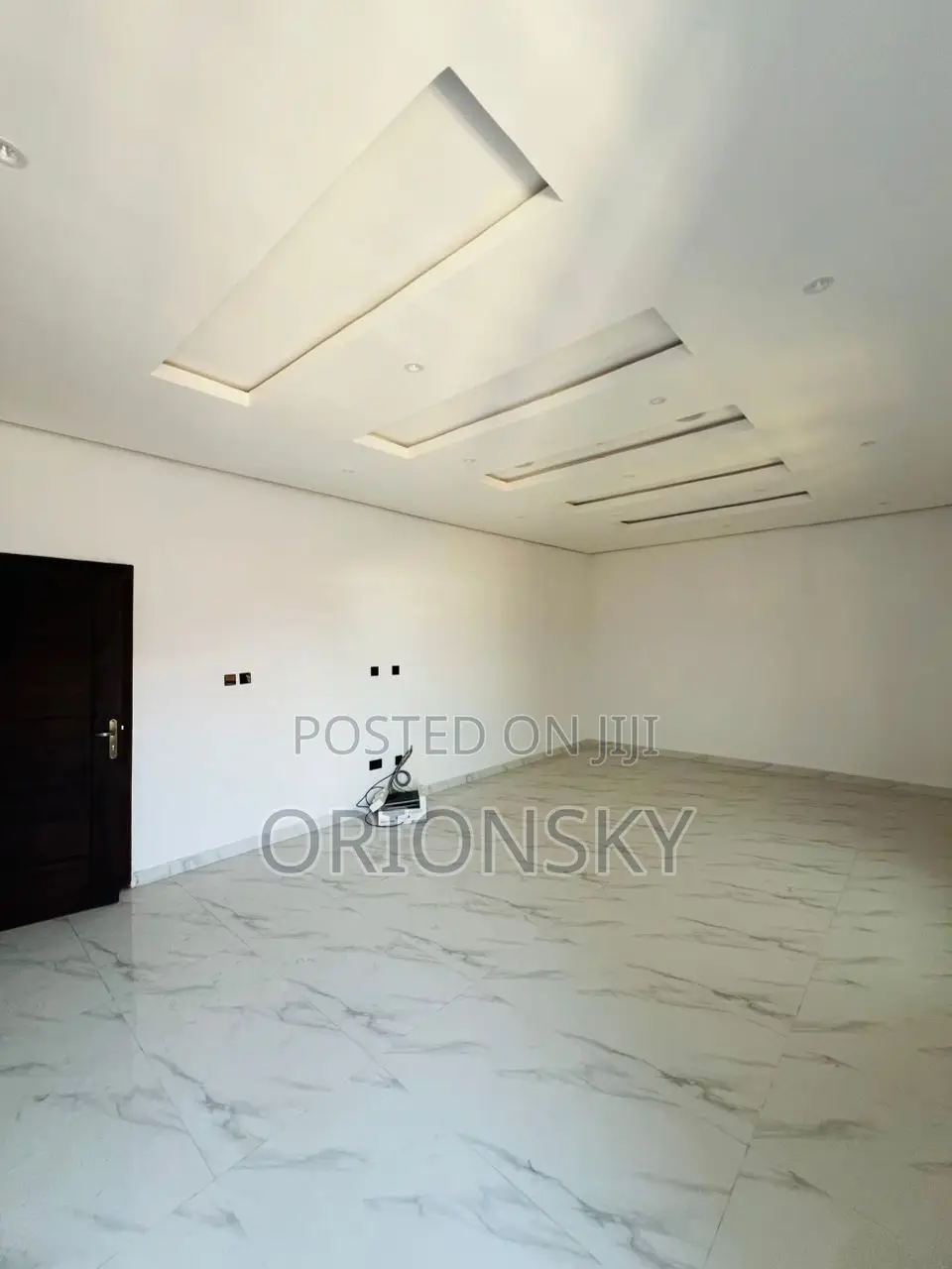 Furnished 5bdrm Duplex in Ikota for sale