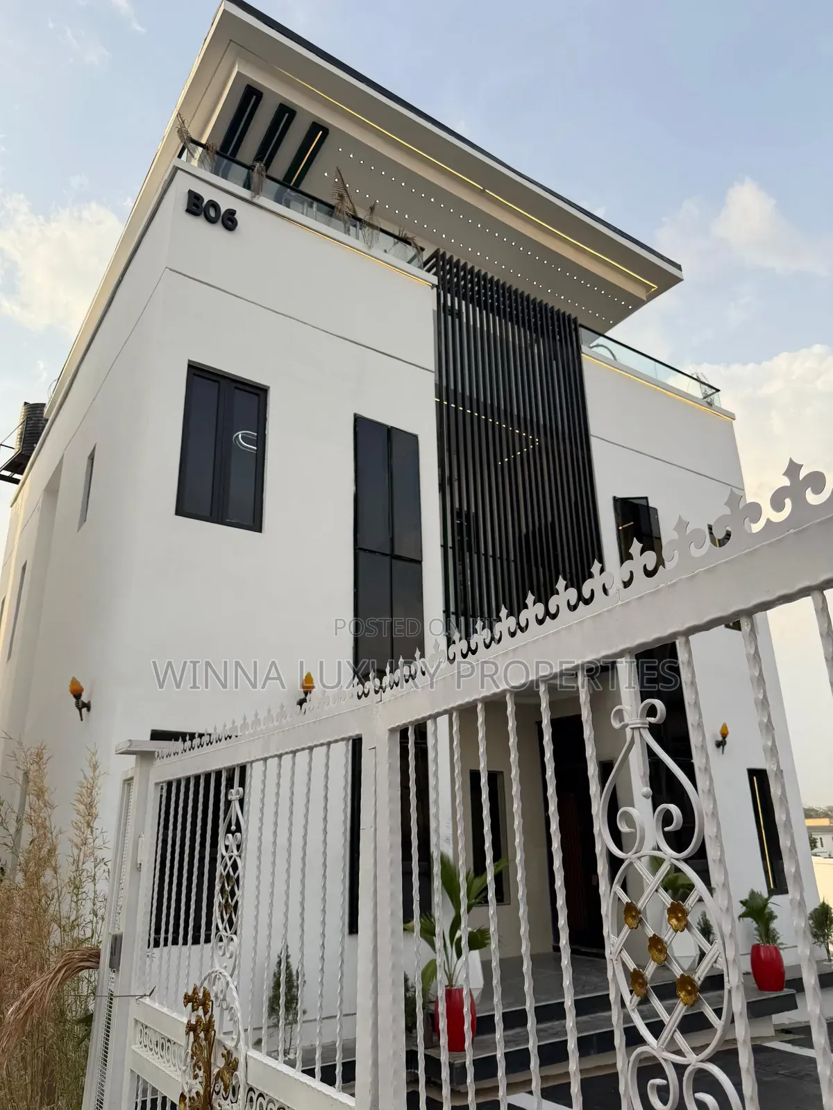 5bdrm Mansion in Guzape for sale