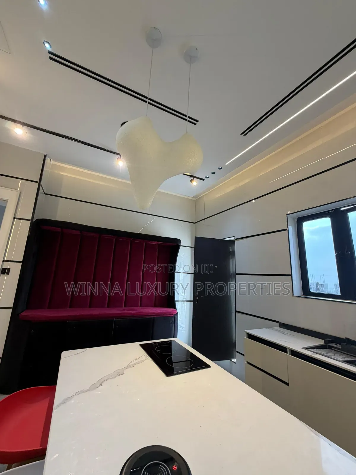 5bdrm Mansion in Guzape for sale