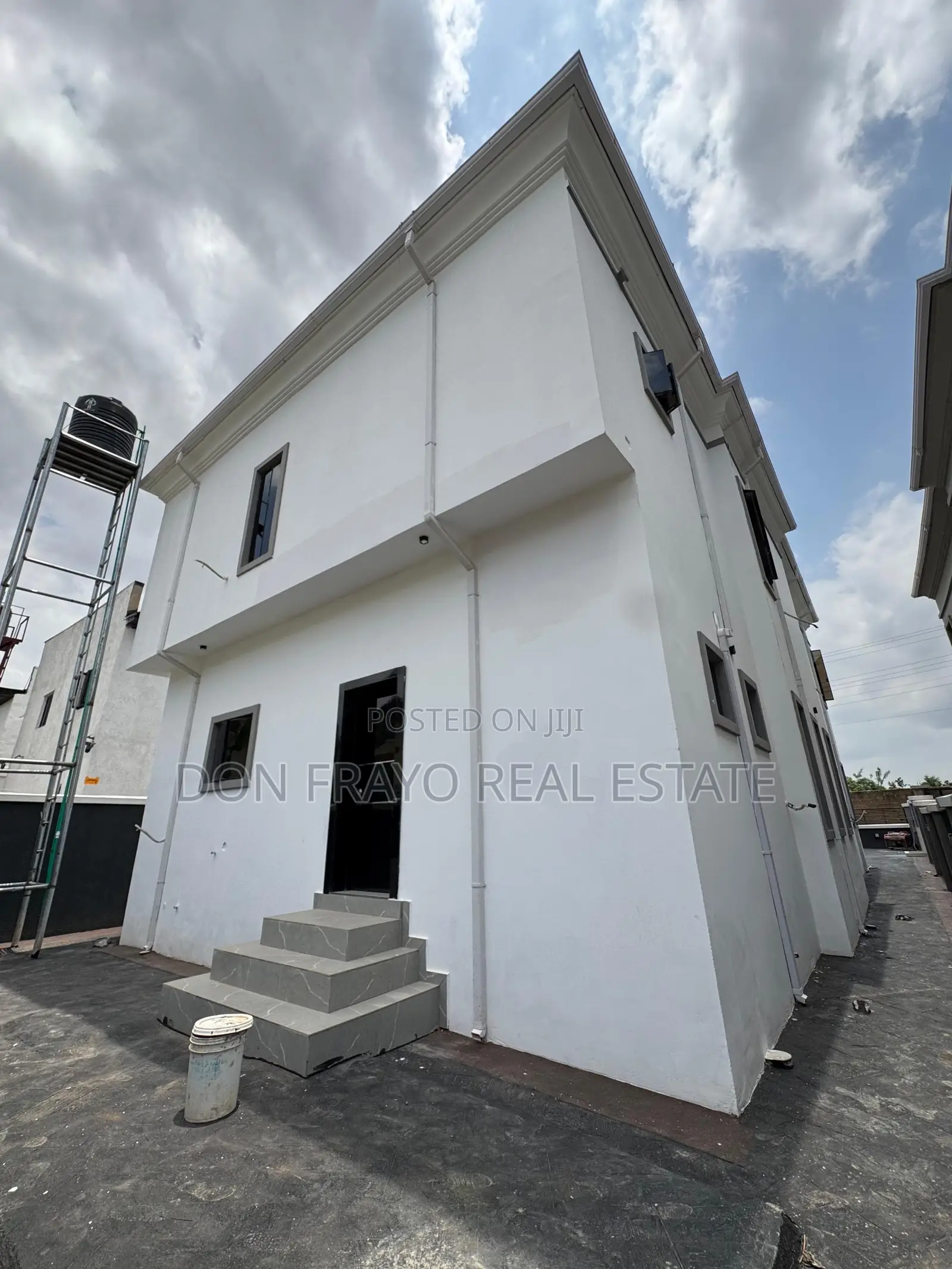 4bdrm Duplex in Carlton Gate Estate, Akobo for sale