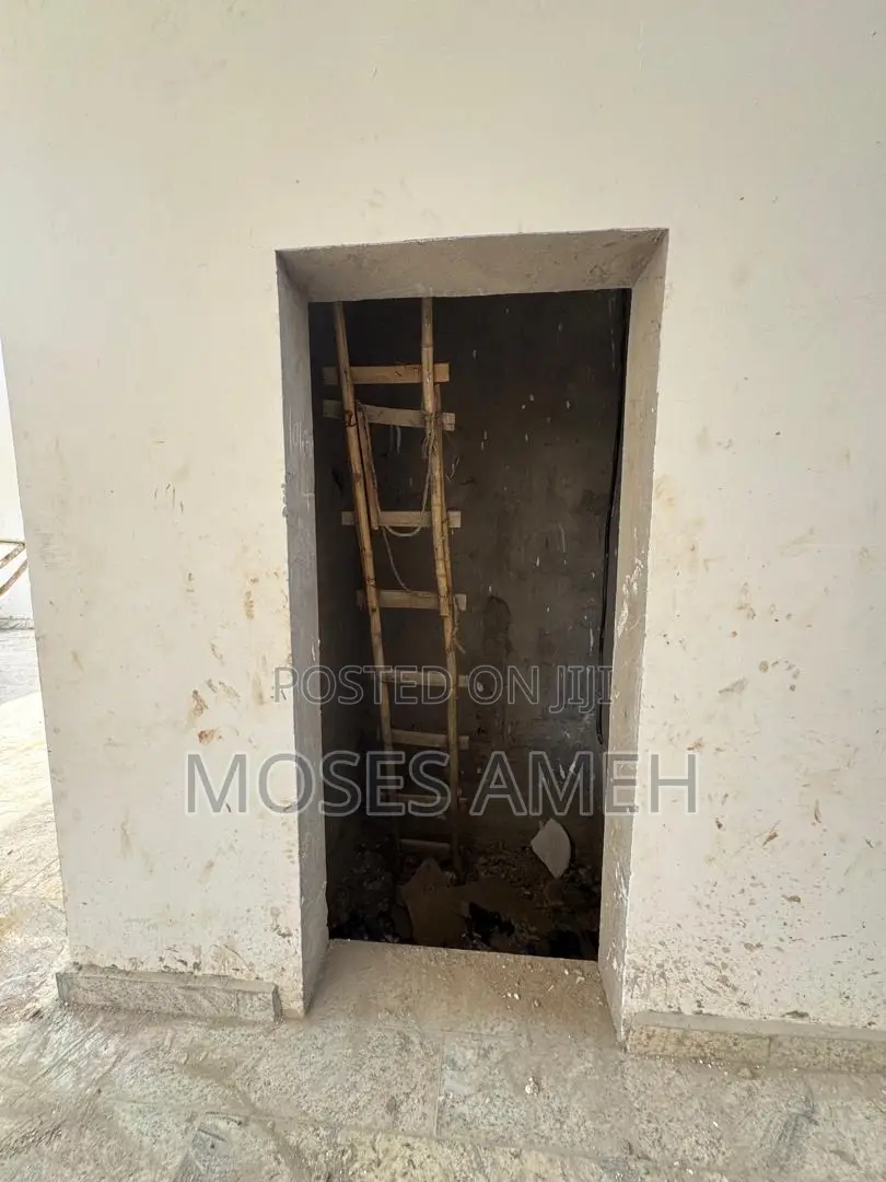 5bdrm Duplex in Katampe (Main) for sale