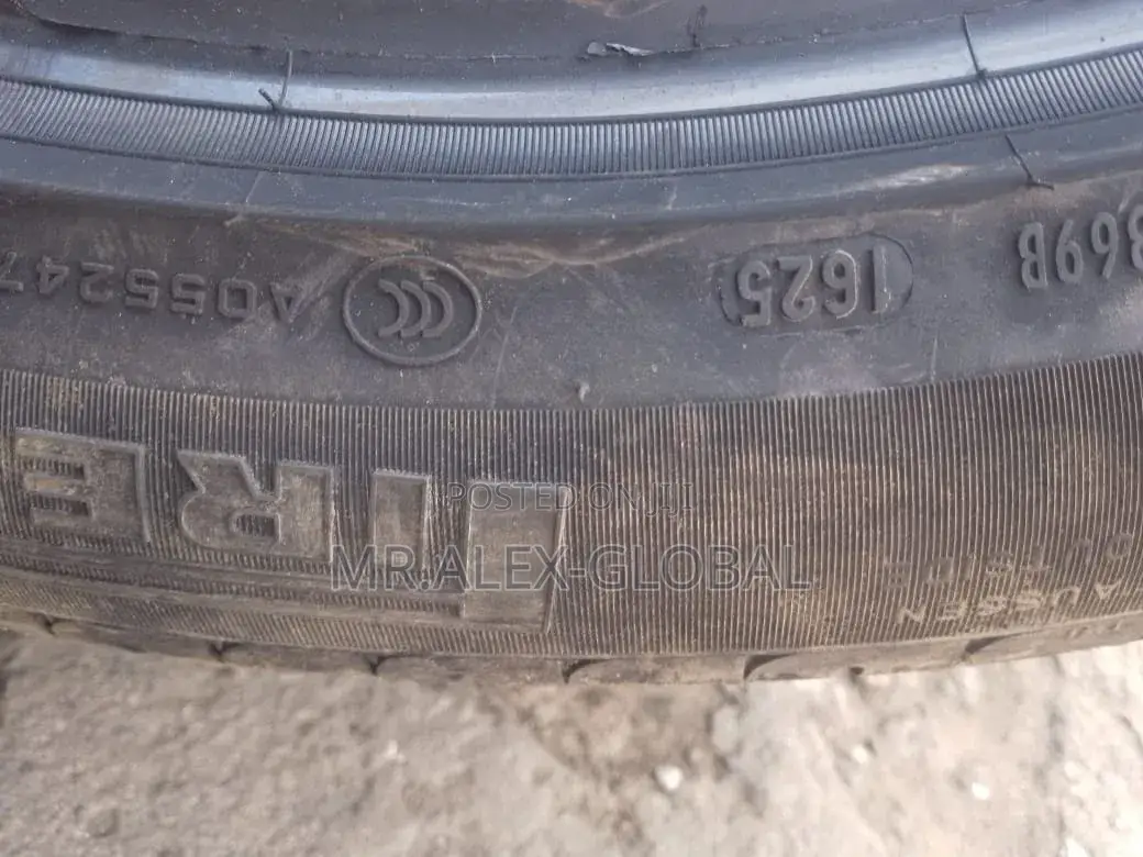 295/40/22 Pirelli Tires Brand New Original