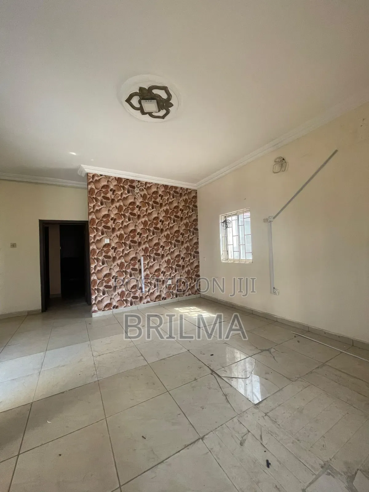 3bdrm Block of Flats in Wuse 2 for rent