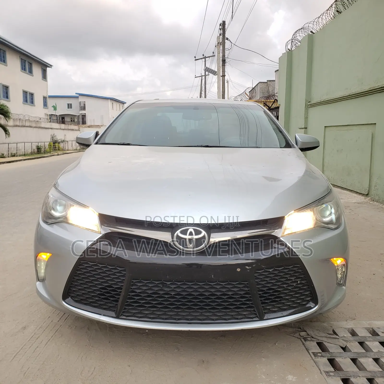 Toyota Camry XSE 4dr Sedan (2.5l 4cyl 6A) 2016 Silver
