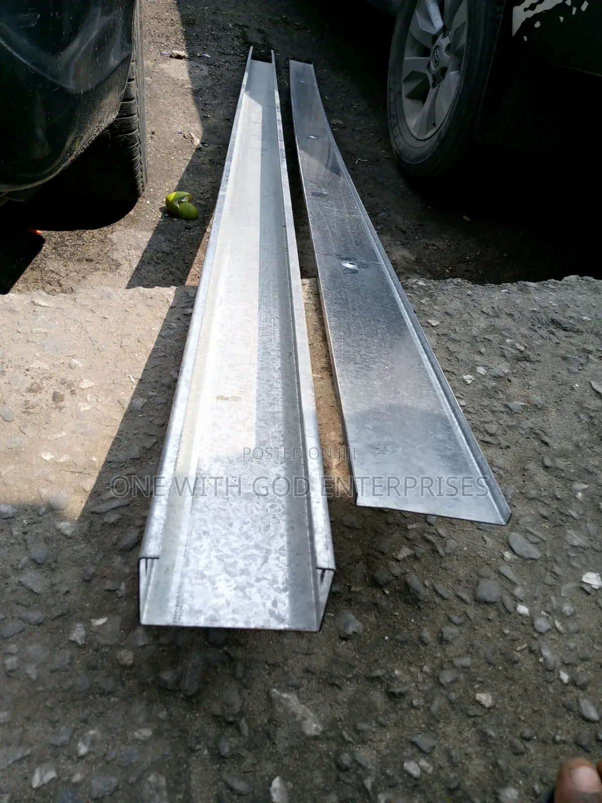100mm*100mm Galvanized Trunking (3 Metres)
