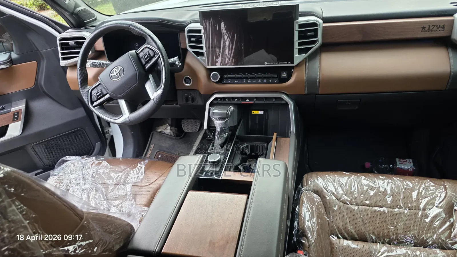 Toyota Tundra 1794 2022 White