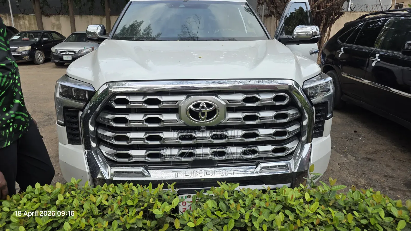 Toyota Tundra 1794 2022 White