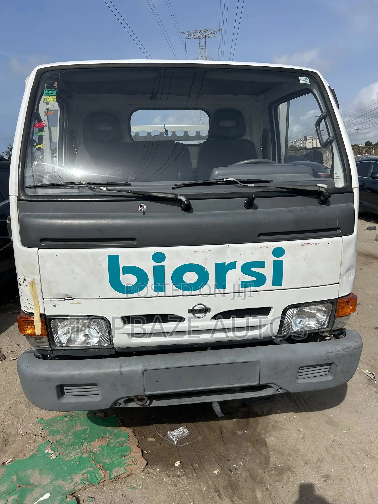 Nissan Cabster
