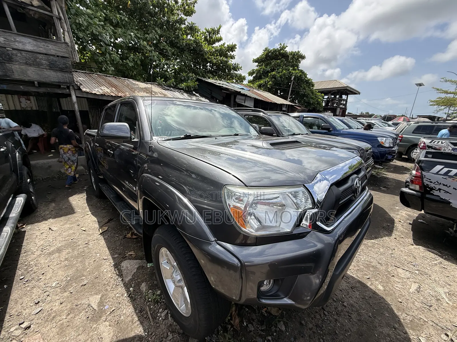 Toyota Tacoma 4dr Access Cab 4WD 6.1 ft. SB (2.7L 4cyl 5M) 2015 Gray