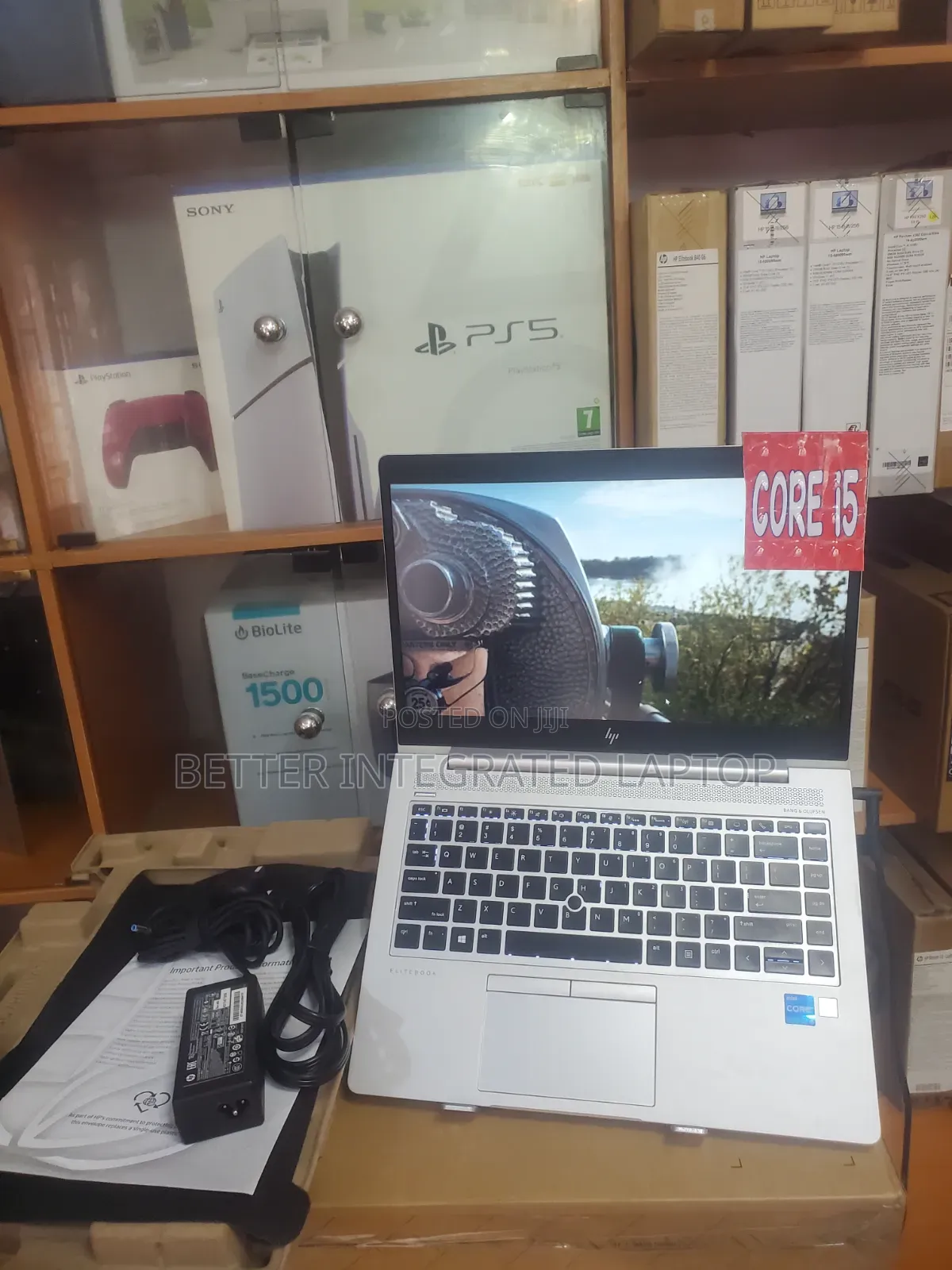 New Laptop HP EliteBook 820 12GB Intel Core 5 SSD 256GB