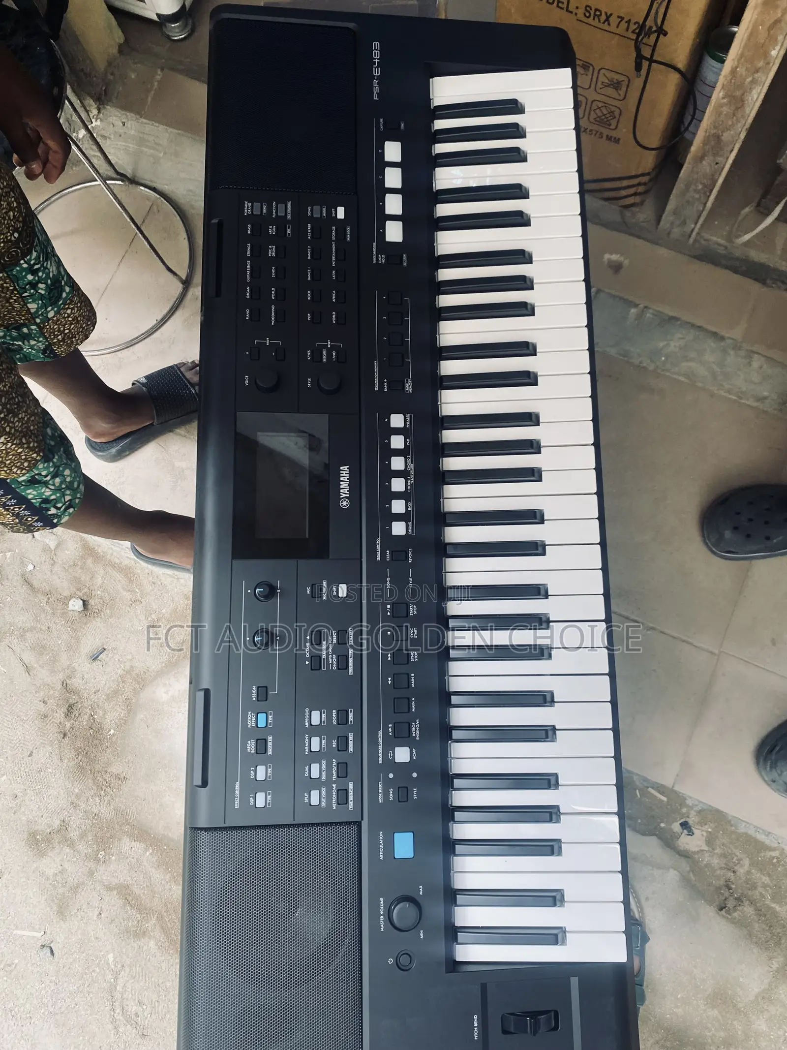 Yamaha Keyboard PSR E483