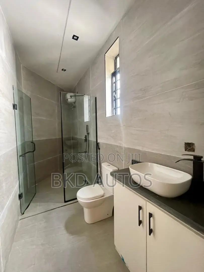 4bdrm Duplex in Ajah for sale