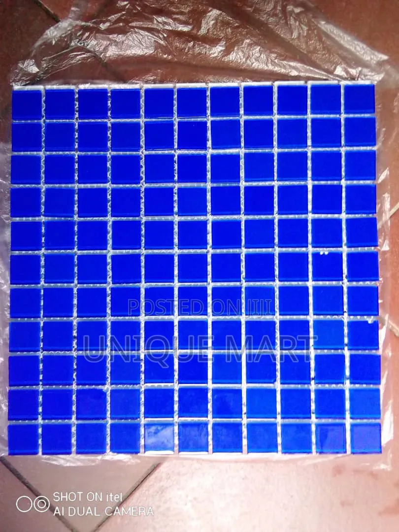 Quality Glass Mosaic Swimming Pool Floor/Wall Tiles
