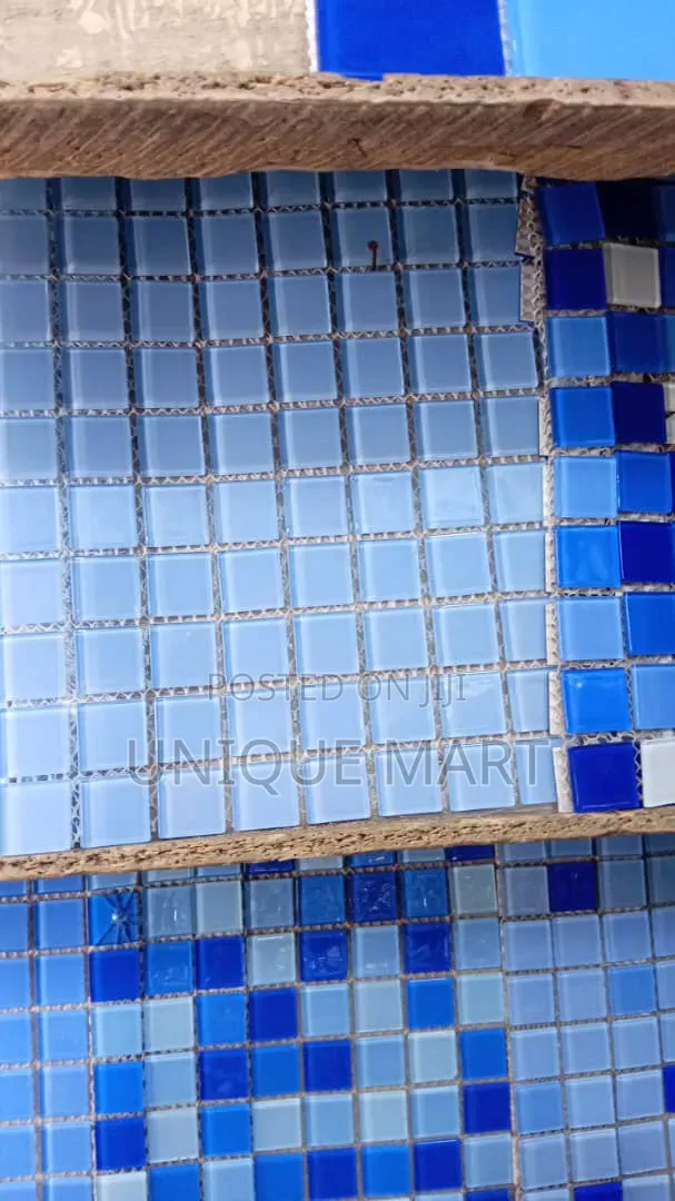 Quality Glass Mosaic Swimming Pool Floor/Wall Tiles